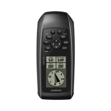 Cargar imagen en el visor de la galería, GPS portátil GPSMAP 73 con pantalla de cristal liquido, escala de 4 niveles de gris, hasta mil puntos de almacenamiento interno, sumergible y flotante.
