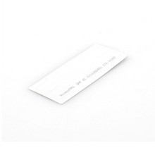 Cargar imagen en el visor de la galería, UHF TAG Adherible Tipo Etiqueta / EPC GEN 2 / Se Adhiere al Cristal del Vehículo / Compatible con Lectoras de Largo Alcance PRO12RF y PRO6RF